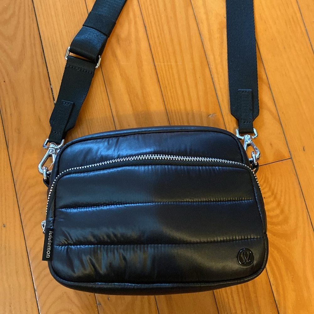 lululemon puff cross body bag puff